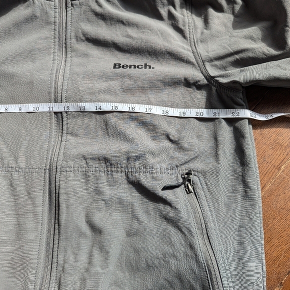 Bench Bombard Jacket Women's Size L Gray Fleece Line Hooded Ribbed hem, collar - Picture 9 of 13